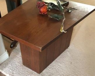 MCM trapezoidal table