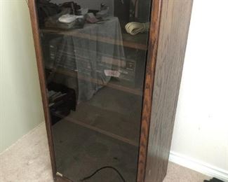 Stereo/Entertainment cabinet