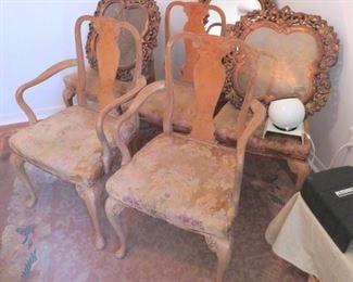 Six beautifully veneered dining chairs!