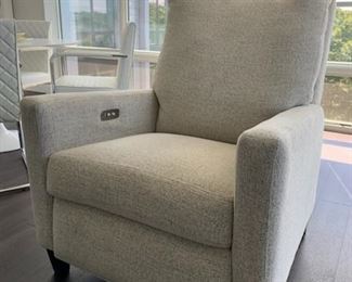 This lush Comfort Design Power Recliner features 3 reclining positions (Picture 1 of 6).  Sale Price $500