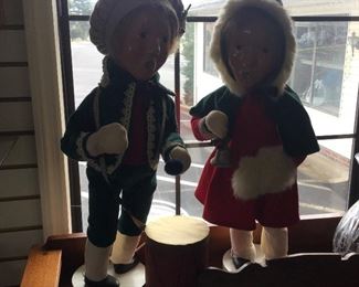 Byers animated carolers 24” tall 