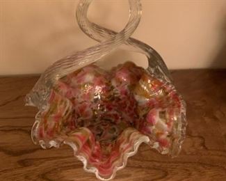 FENTON Bride's Basket with Twisted Handle