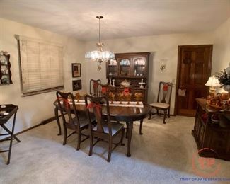 Ethan Allen Dining Room Set with Matching Hutch