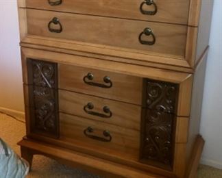 5 drawer chest-vintage 1970's