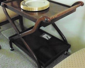 Serving cart