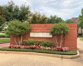 We gates will be opened for your arrival into Colonial Estates.