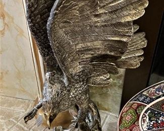 Large sculptured eagle