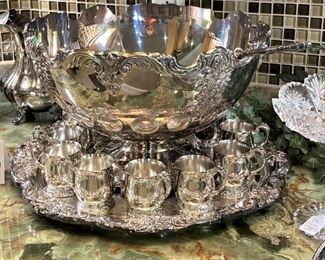 Gorgeous silverplate Reed & Barton King Francis punch bowl, cups, ladle. and underplate