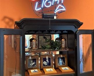 Black bar; "Coors Light" sign