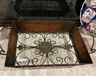 Serving tray