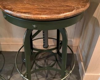 5. 3 Metal Swivel & Adjustable Counter Stools (21" x 25"h)
