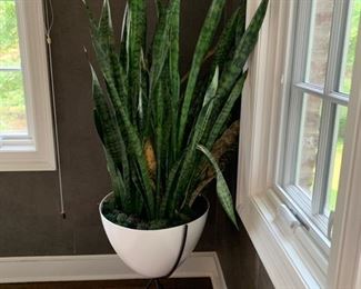 40. Modern White Resin Planter on Metal Base 