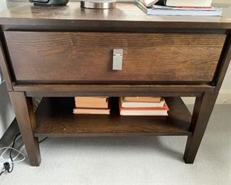 46. Pair of One Drawer Nightstands (28" x 16" x 24")