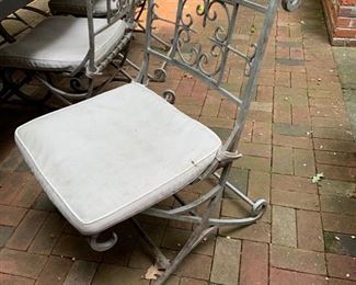 119. Metal Dining Set From Garden Cottage Dining Table w/ Metal Scroll Base 2 Arm Chairs and 6 Side Chairs (9'7" x 4'4" x 31") 