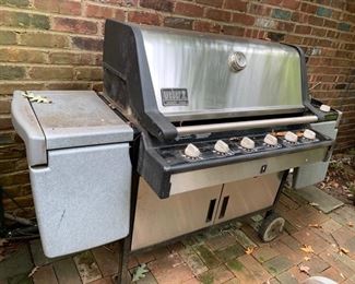 120. Weber Summit Gold 6 Burner Gas Grill 