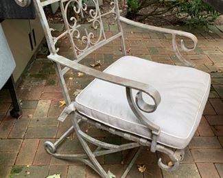 119. Metal Dining Set From Garden Cottage Dining Table w/ Metal Scroll Base 2 Arm Chairs and 6 Side Chairs (9'7" x 4'4" x 31") 