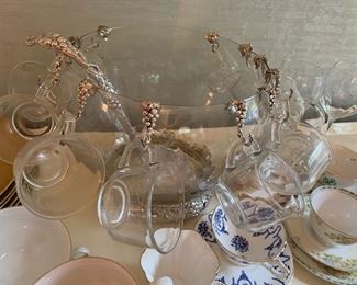 160. Arthur Court Design 1997 Punch Bowl and Ladle (12" x 10")