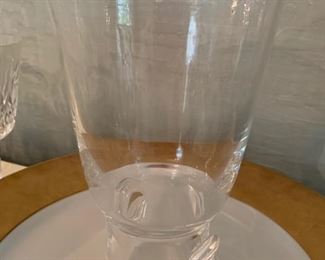 176. Baccarat Crystal Vase (5" x 8")