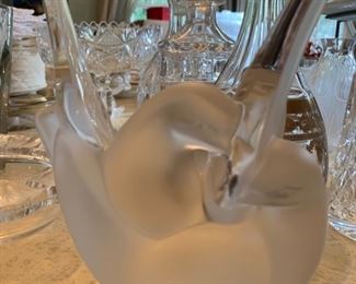 186. Lalique Dove Bowl (7" x 4" x 9")