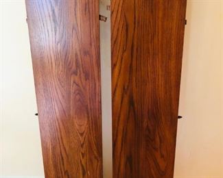 Claw foot oak dining table with two leaves