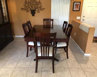 Cherry Wood Looking Dining Table, 1 leaf, 6 Chairs