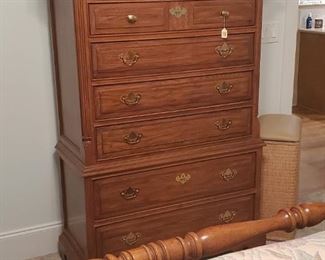 Queen bed incl rails, 2 nightstands, full dresser w mirror, tall chest of drawers