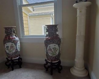 Oriental vases and marble column