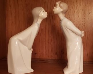 Pair of Lladro Boy & Girl Kissing Figures
