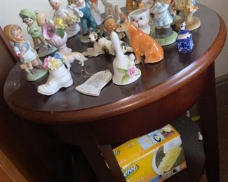 Lots (!!) of ceramic figurines