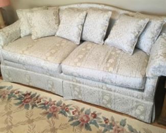 UPHOLSTERED SOFA W/PILLOWS