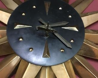 VINTAGE STARBURST CLOCK
