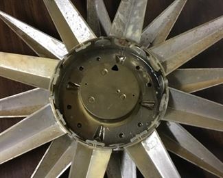 VINTAGE STARBURST CLOCK