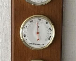 VINTAGE WEATHER CENTER, CLOCK