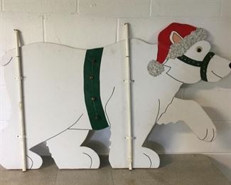 POLAR BEAR YARD ART