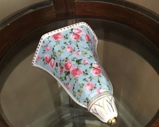 PORCELAIN WALL POCKET