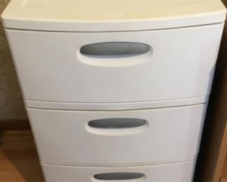 3-DRAWER STORAGE
