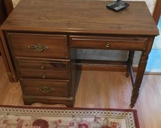 SMALL VINTAGE DESK FOR REMOTE LEARNING/WORKING