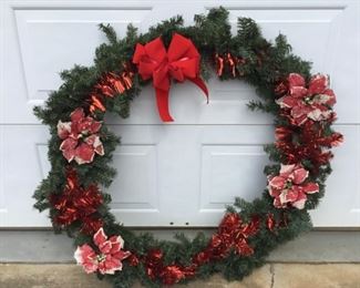 LARGE WREATH (36"?)