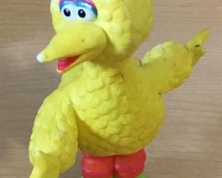 VINTAGE BIG BIRD FIGURE