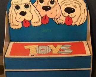 VINTAGE TOY BOX