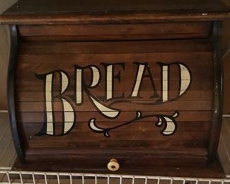 BREAD BOX