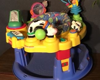 ROCKING INFANT PLAY CENTER