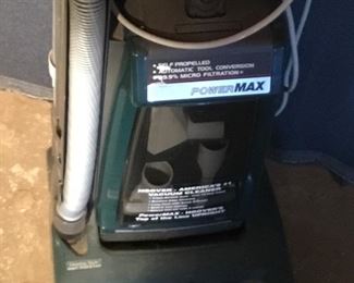 HOOVER UPRIGHT VACUUM