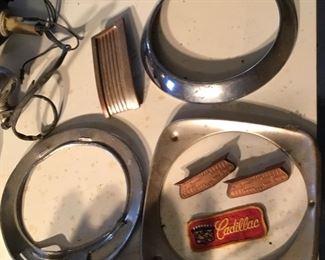 VINTAGE CAR PARTS/EMBLEMS