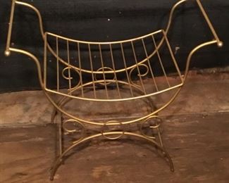 VINTAGE WROUGHT IRON VANITY BENCH