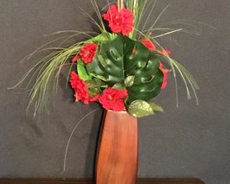 FLORAL ARRANGEMENT