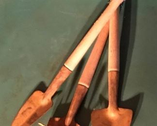 MINI GARDEN TOOLS/DECOR