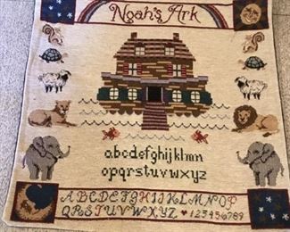 JACQUARD TAPESTRY READY TO FILL PILLOW