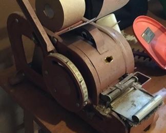 VINTAGE INDUSTRIAL PACKAGING TAPE DISPENSER 