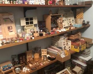 Tons of miniature pieces